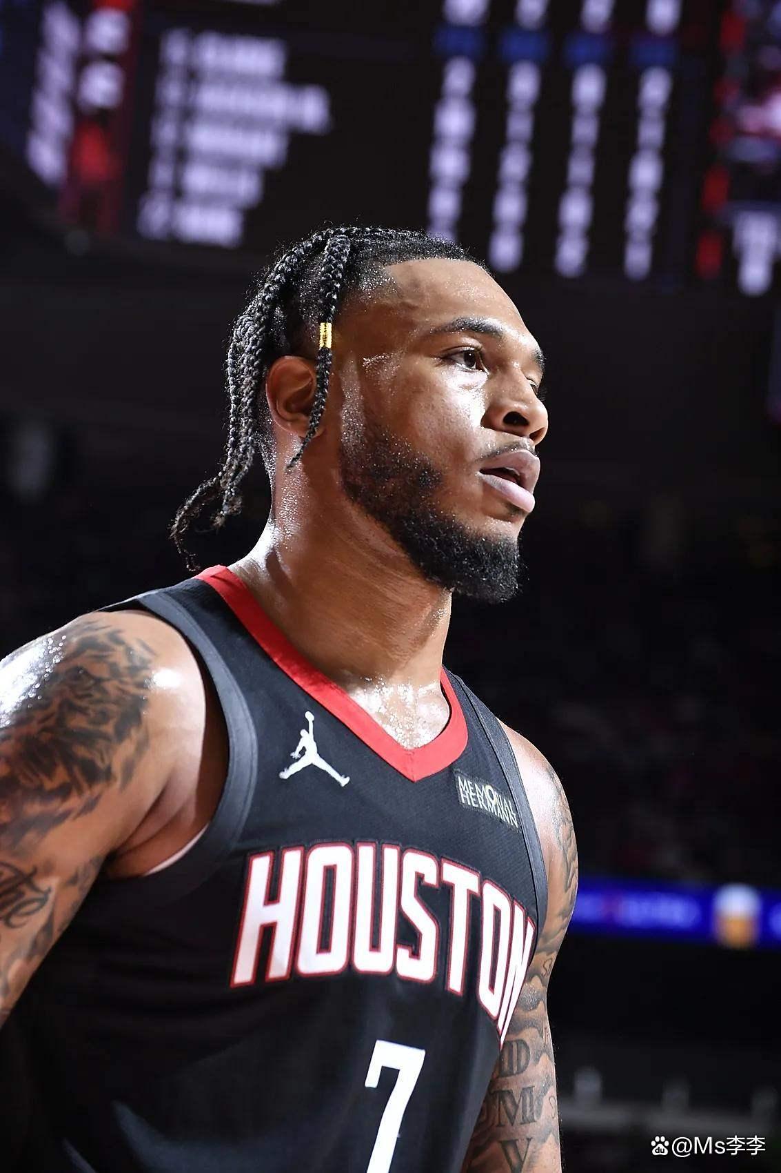 LoL-关键时刻华盛顿奇才调整名单以备NBA总决赛；单刀错失环节打磨；震撼外界；轮换策略成焦点的简单介绍