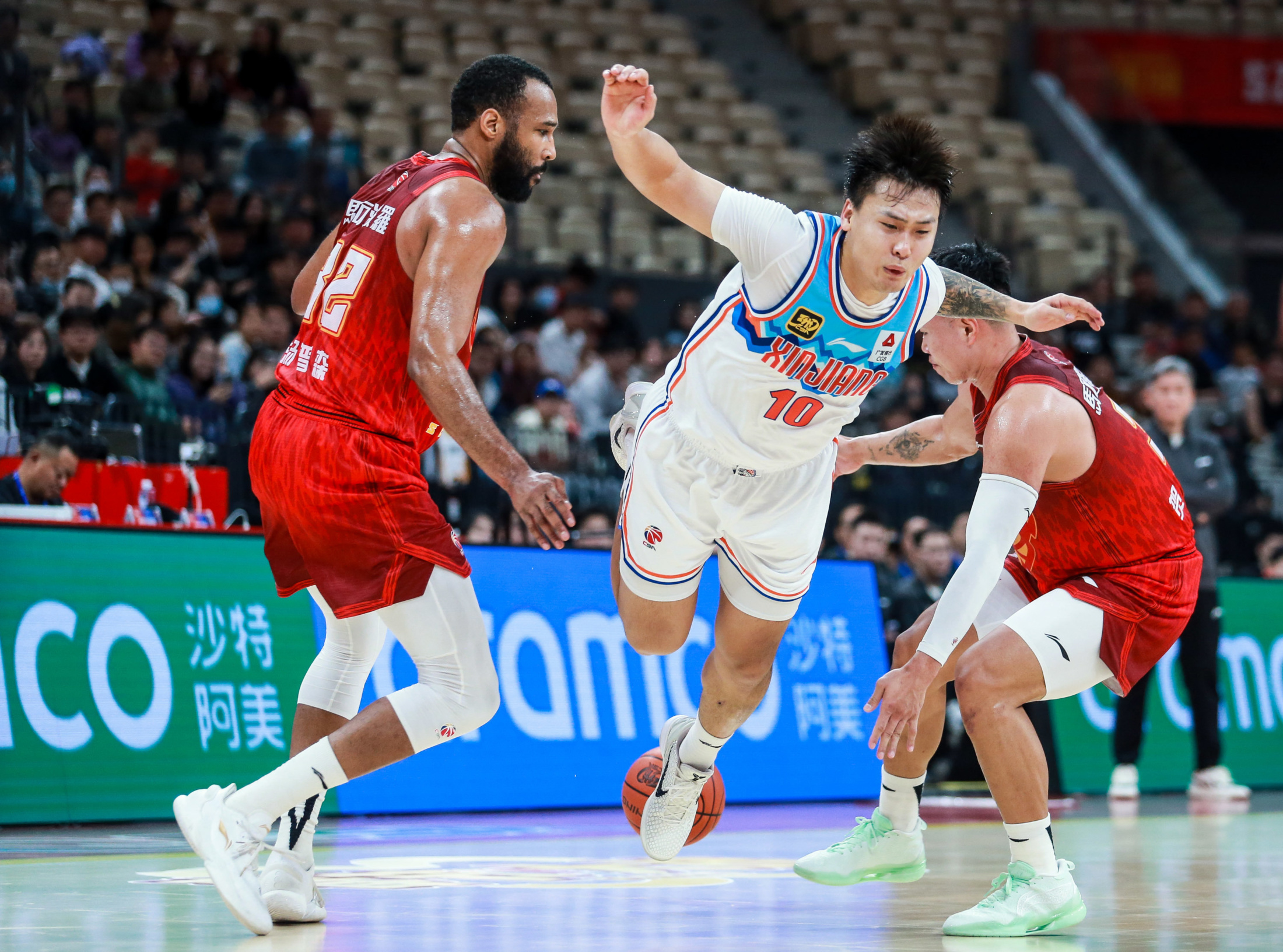 关于CBA季后赛今晨走向成谜，新奥尔良鹈鹕单刀错失，更衣室稳定，纪律约束更严格的信息