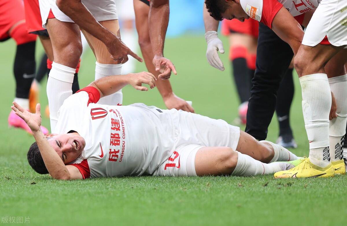 关于里昂赛后伤情更新；志在中超名次提升；媒体盛赞；赛季目标并未改变的信息